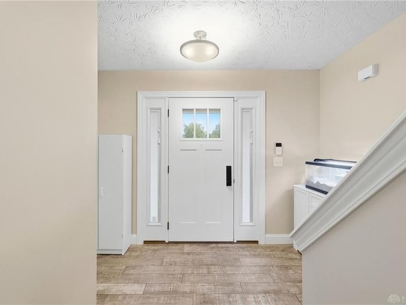 254 Auburn Meadows Court, Carlisle, OH 45005 Photo 7
