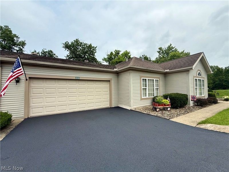 302 Wilcox Road, Youngstown, OH 44515 Photo 4