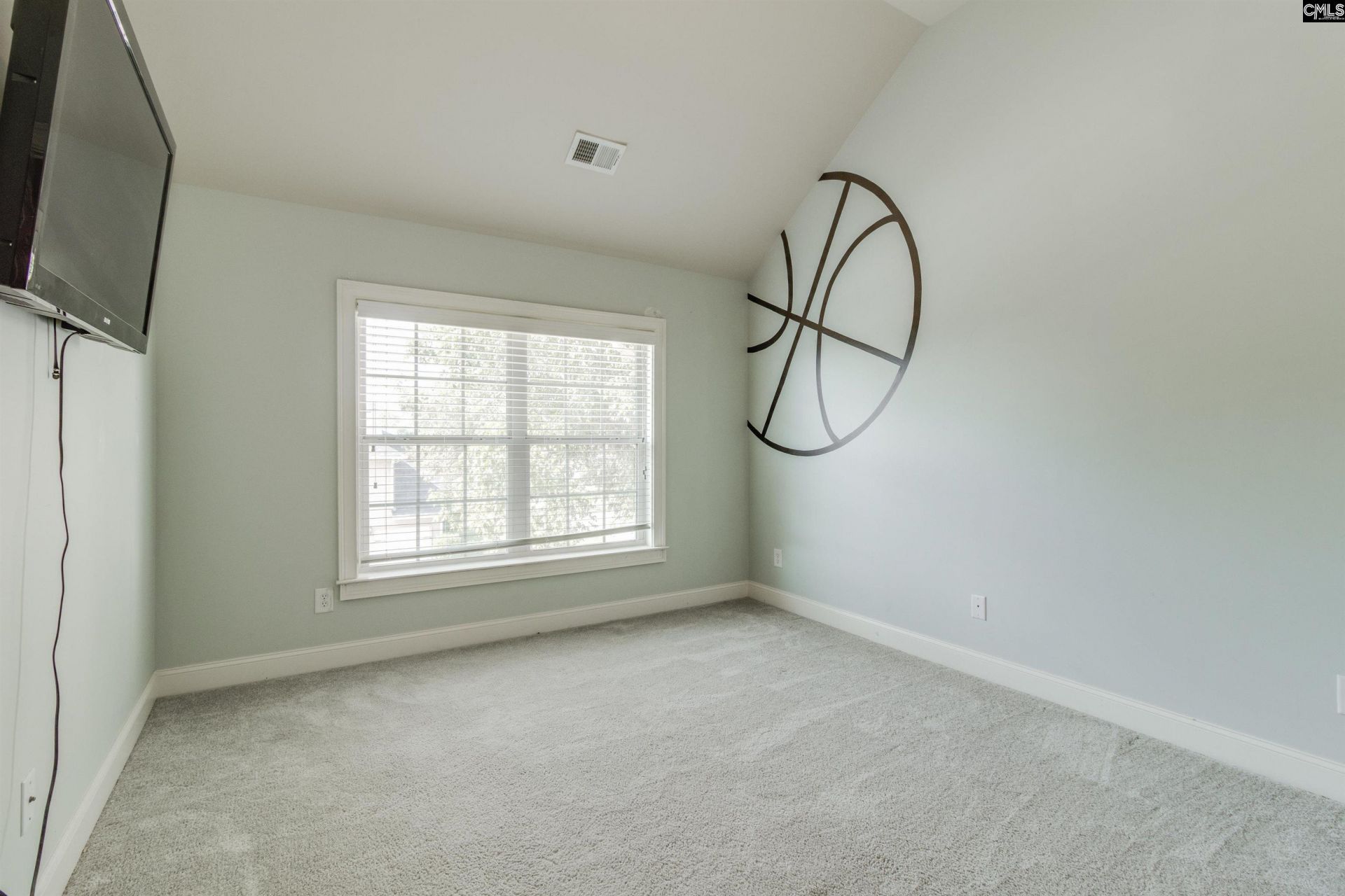 168 Flagstone Way Photo 29
