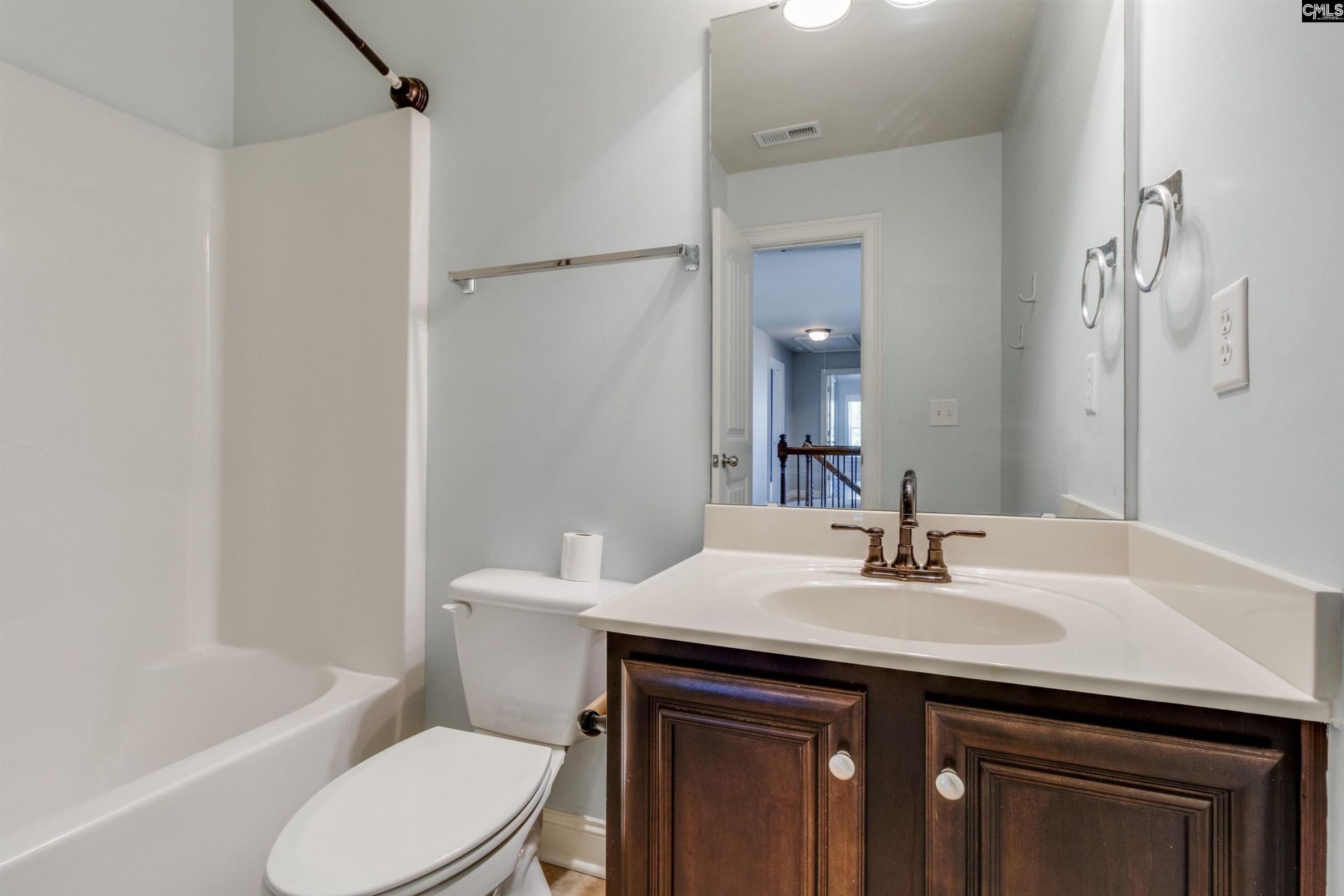 168 Flagstone Way Photo 37