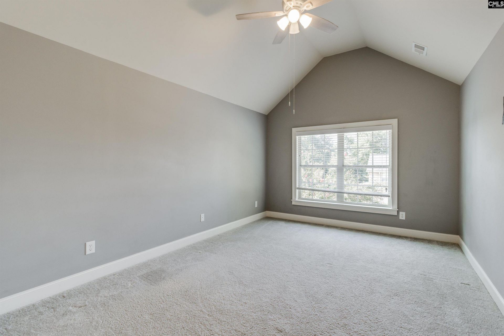 168 Flagstone Way Photo 39