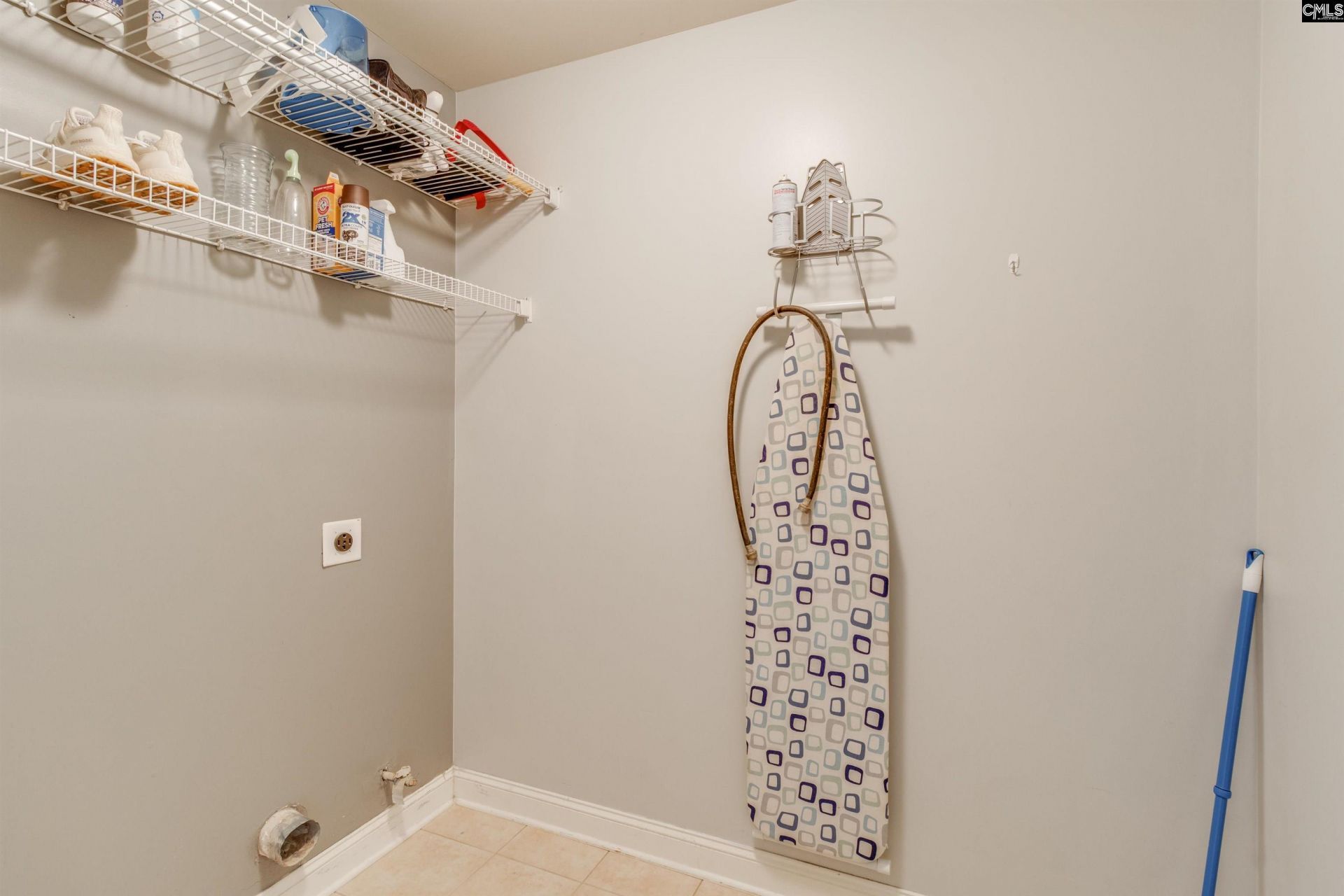 168 Flagstone Way Photo 41