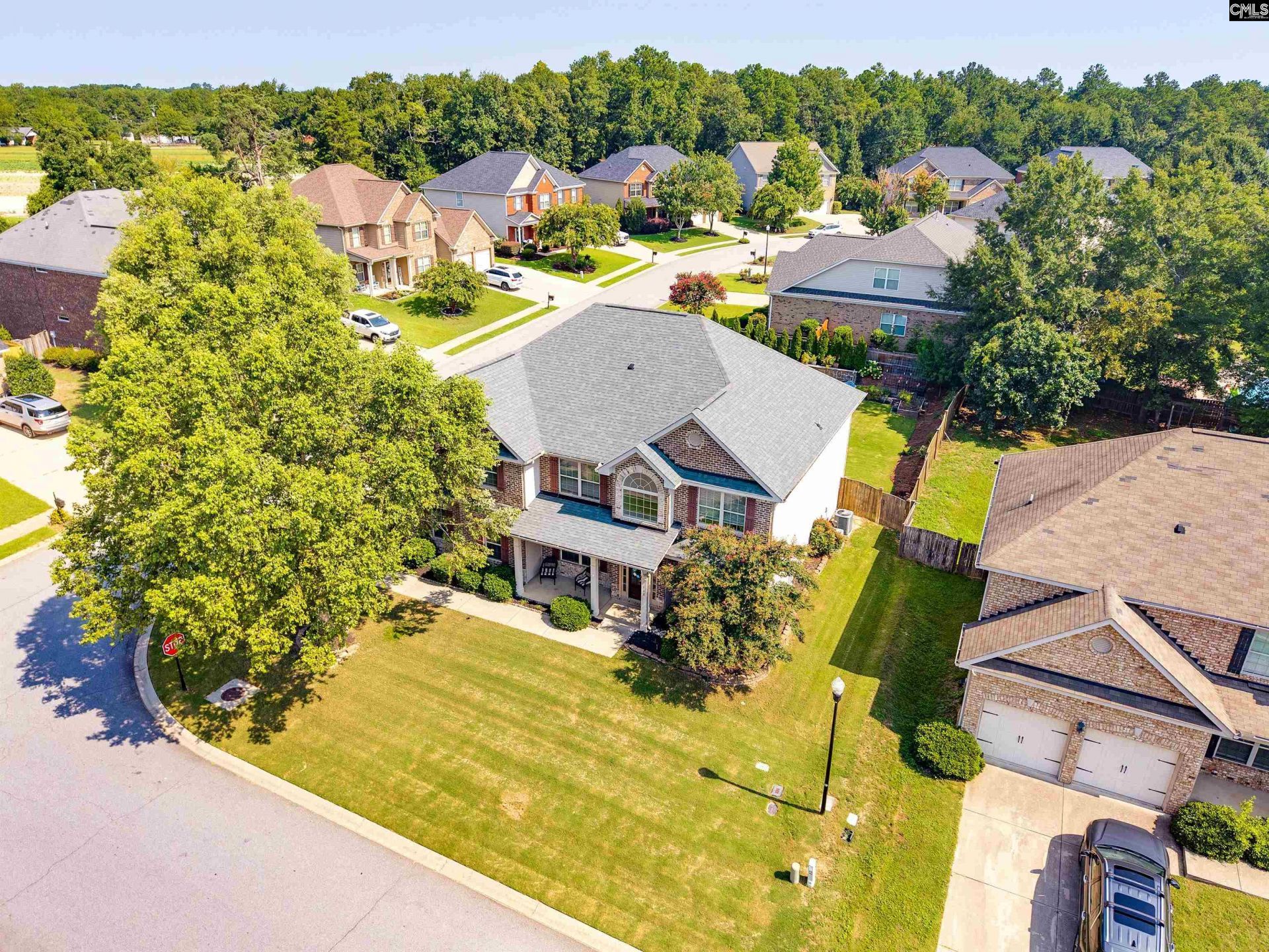 168 Flagstone Way Photo 48