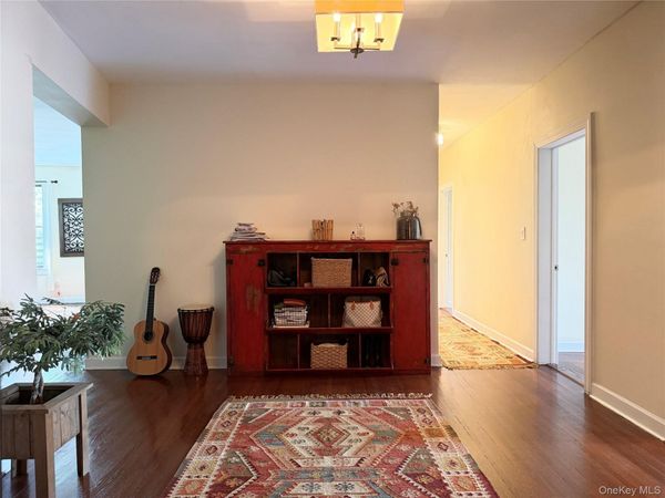 531 Lincoln Avenue E, Unit 5L, Mount Vernon, NY 10552