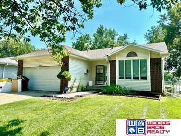 2131 W Millstone Road, Lincoln, NE 68522