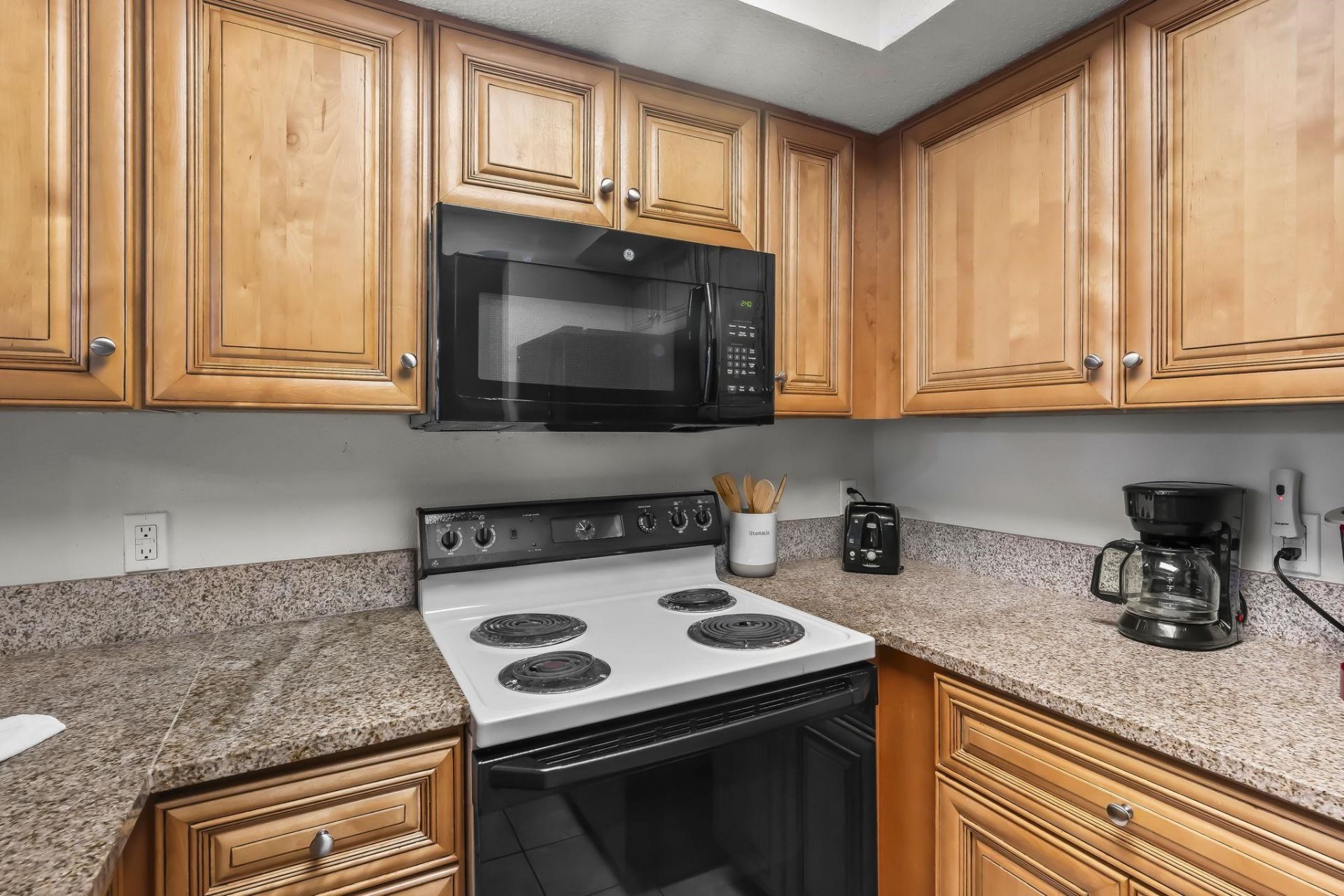 5308 N Ocean Blvd. Photo 15