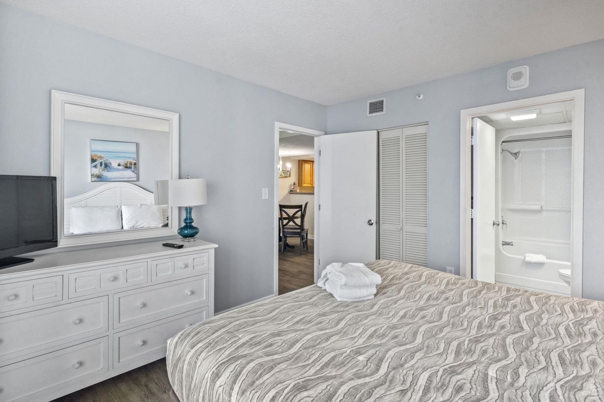 5308 N Ocean Blvd. Photo 7