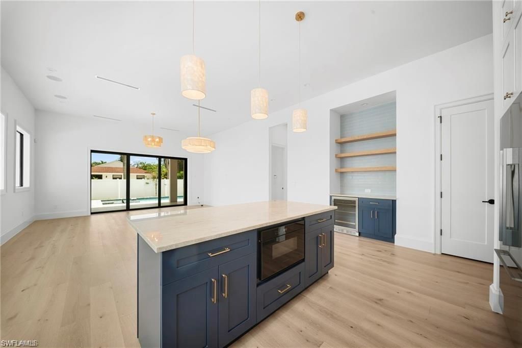 658 93rd Ave N, Naples, FL 34108 Photo