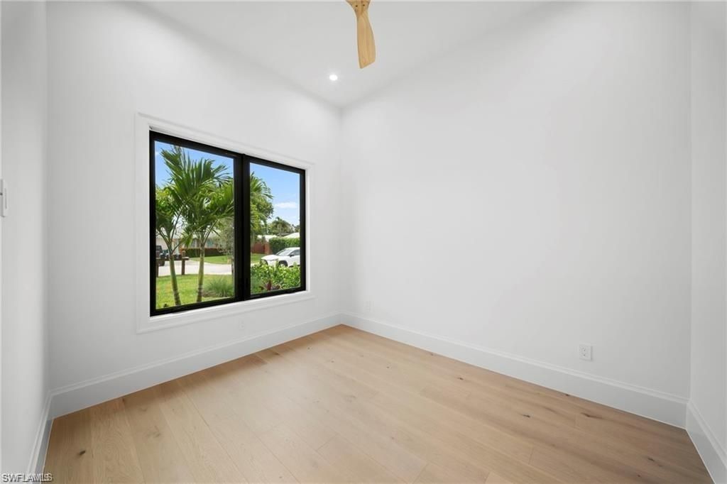 658 93rd Ave N, Naples, FL 34108 Photo