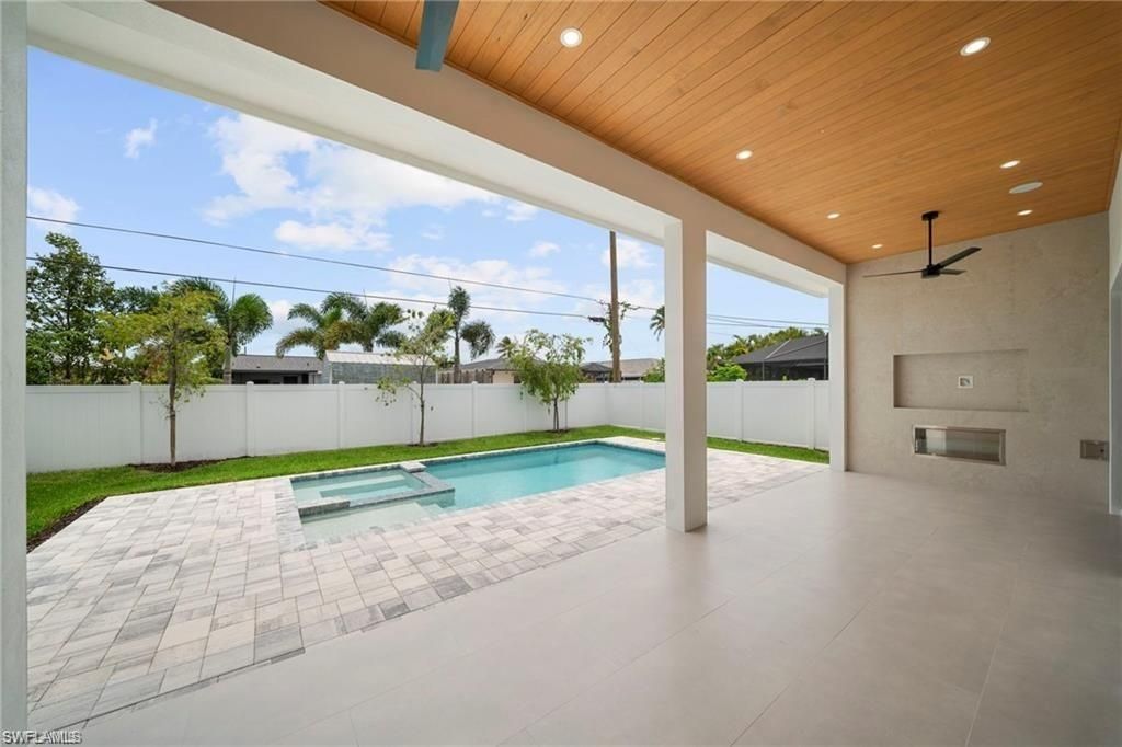 708 100th Ave N, Naples, FL 34108 Photo