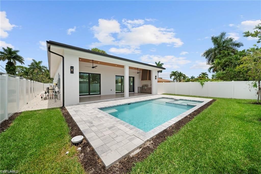 708 100th Ave N, Naples, FL 34108 Photo