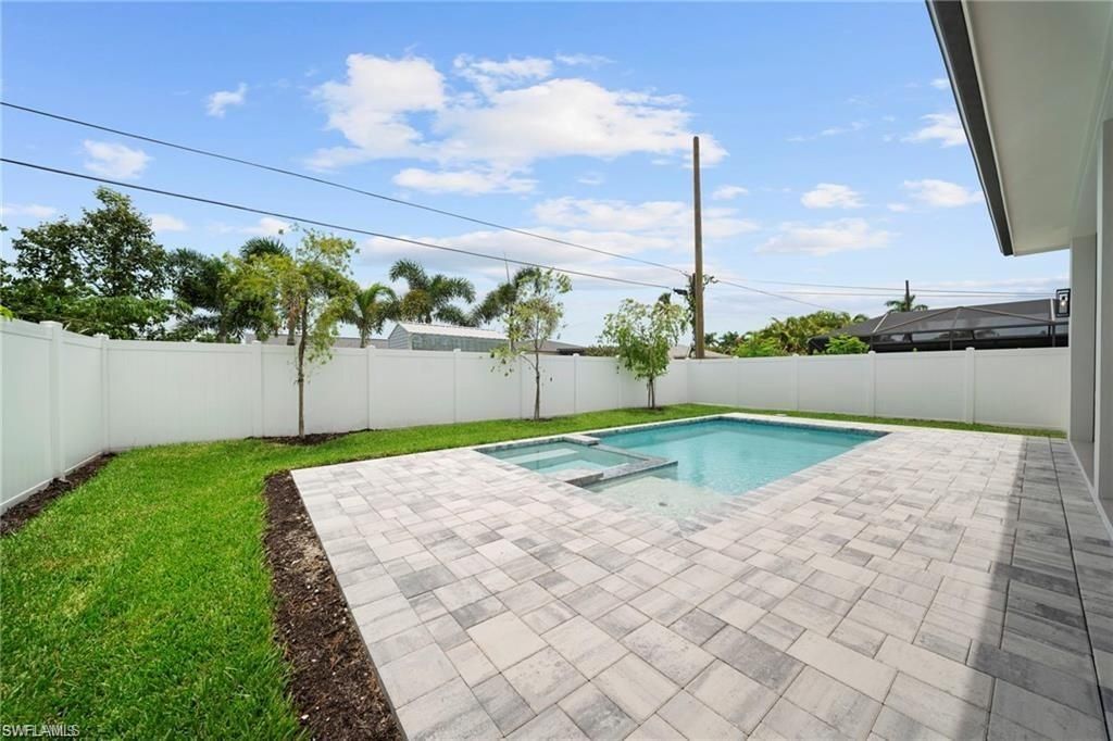 708 100th Ave N, Naples, FL 34108 Photo