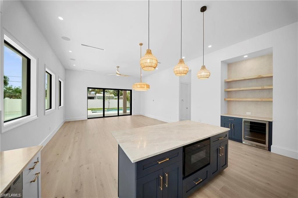 708 100th Ave N, Naples, FL 34108 Photo
