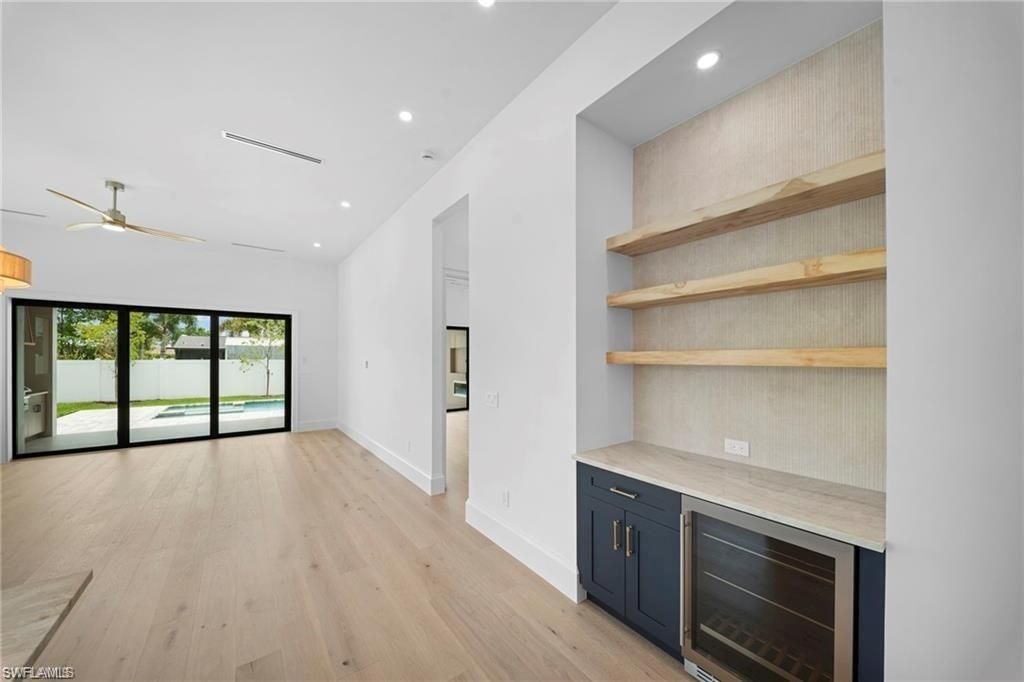 708 100th Ave N, Naples, FL 34108 Photo