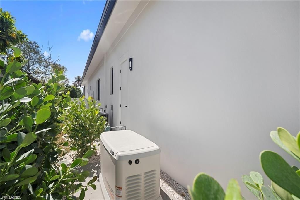 786 107th Ave N, Naples, FL 34108 Photo