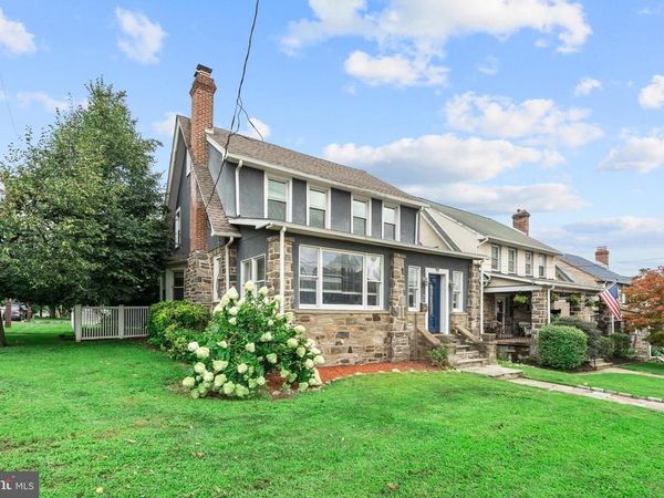 300 E TOWNSHIP LINE ROAD, HAVERTOWN, PA 19083