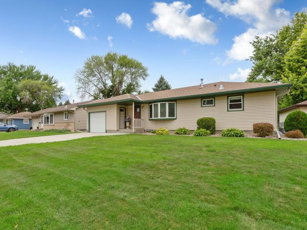 120 N Manitou Drive, Mankato, MN 56001