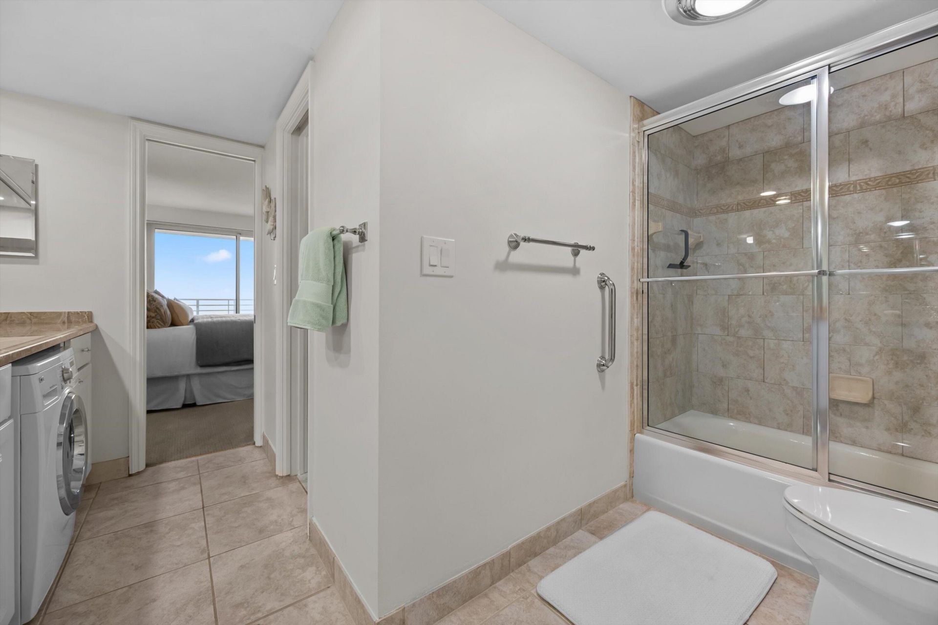 350 S Beach Road, Unit 204, Jupiter, FL 33469 Photo