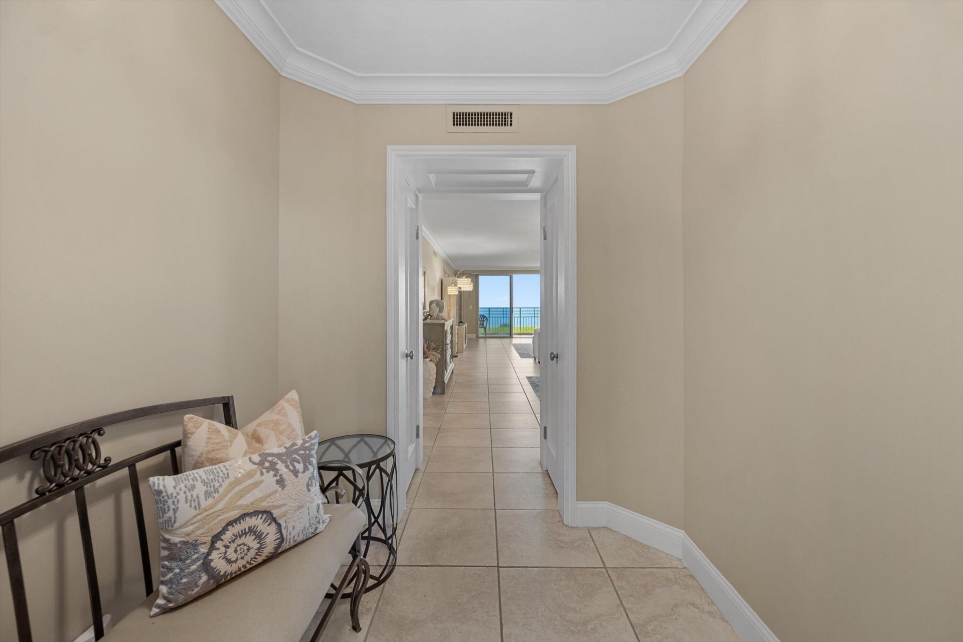 350 S Beach Road, Unit 204, Jupiter, FL 33469 Photo