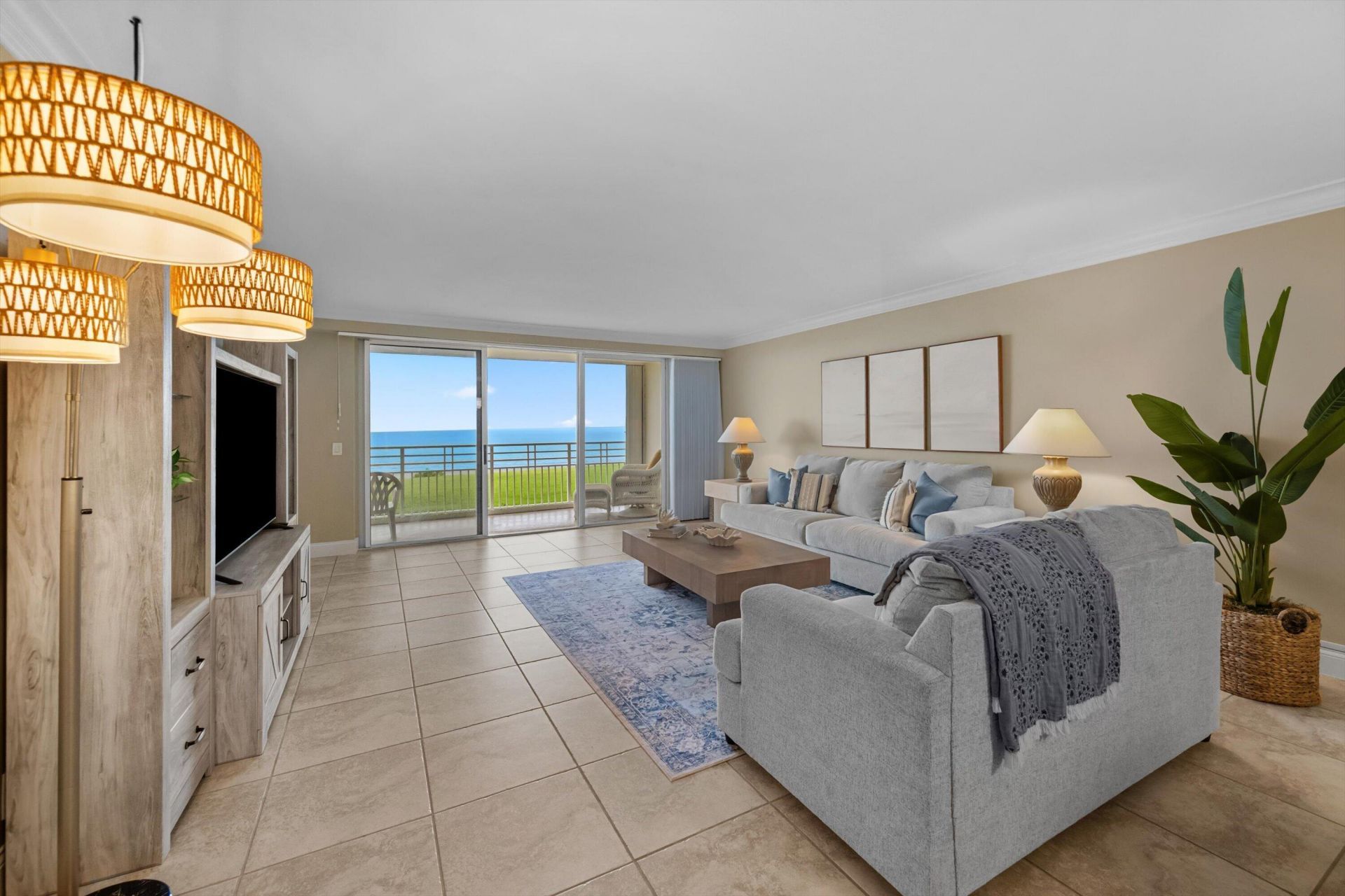 350 S Beach Road, Unit 204, Jupiter, FL 33469 Photo