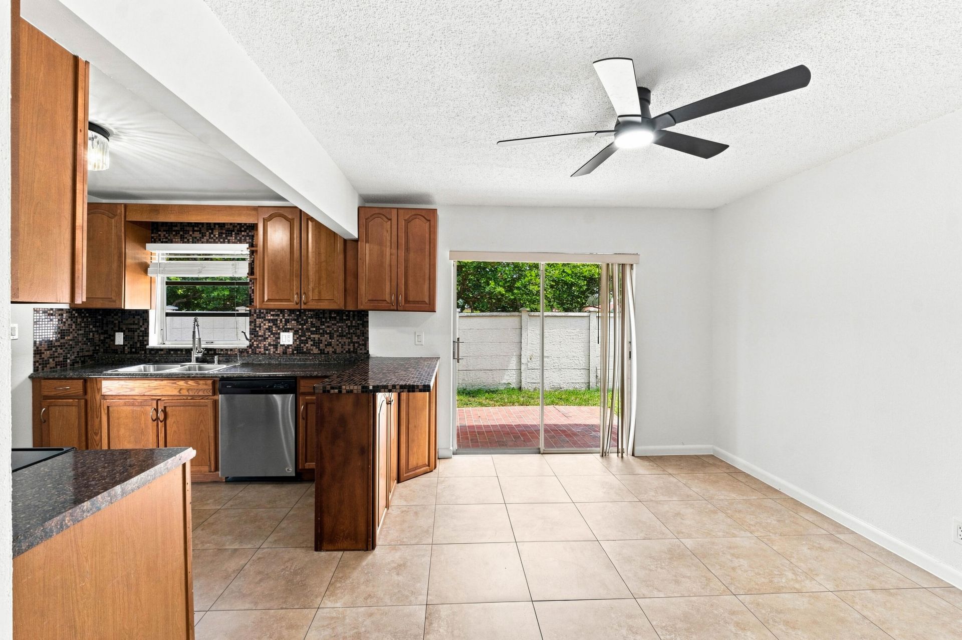 3310 NW 90th Avenue, Unit N, Coral Springs, FL 33065 Photo