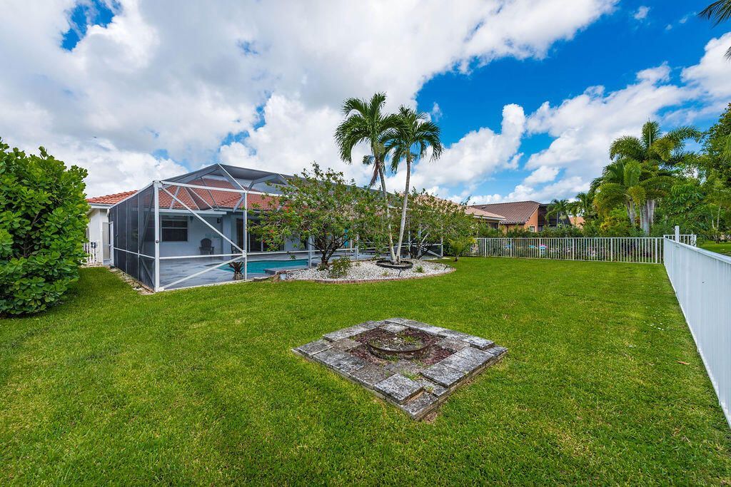 116 Bella Vista Way, Royal Palm Beach, FL 33411 Photo