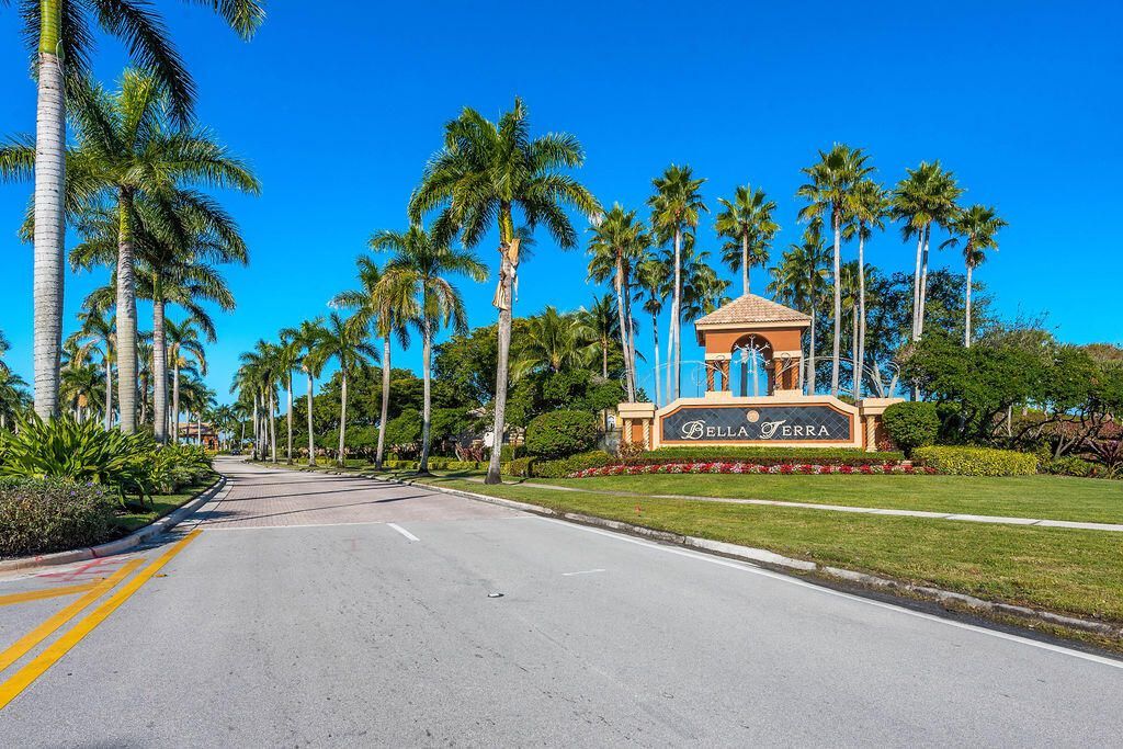 116 Bella Vista Way, Royal Palm Beach, FL 33411 Photo