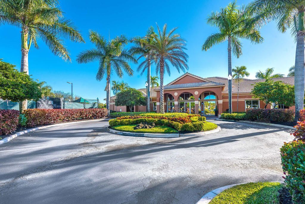 116 Bella Vista Way, Royal Palm Beach, FL 33411 Photo