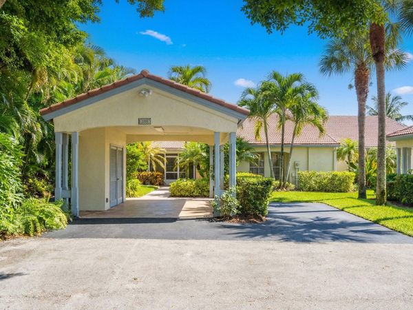 2236 Las Casitas Drive, Wellington, FL 33414