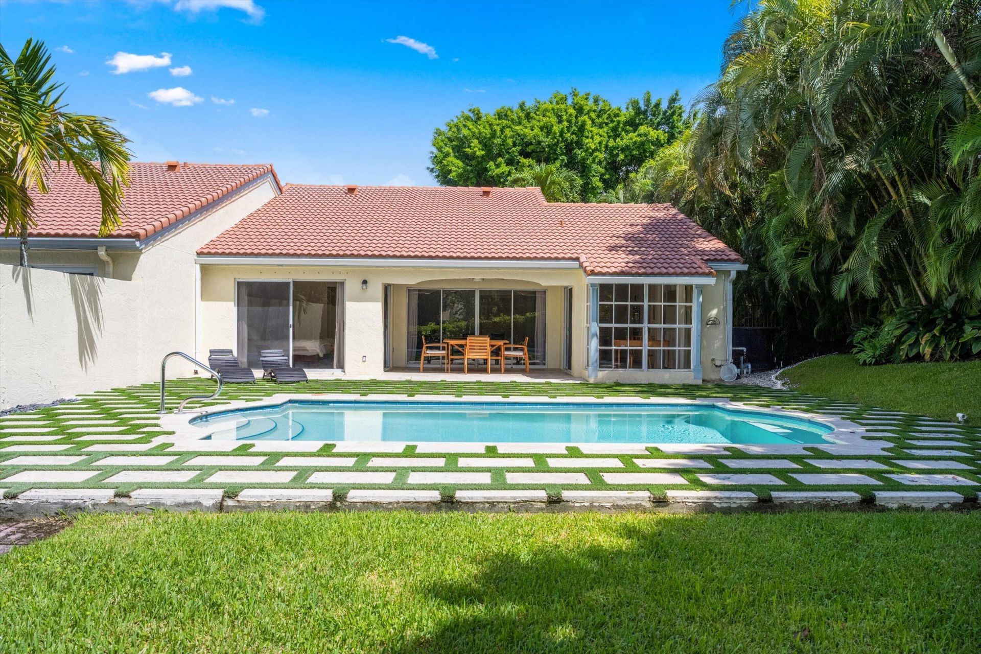 2236 Las Casitas Drive, Wellington, FL 33414 Photo