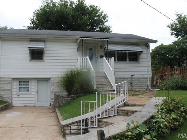 3818 Wabash Avenue , St Louis, MO 63109