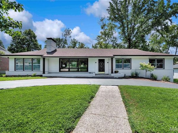 18 Spoede Hills Drive , St Louis, MO 63141