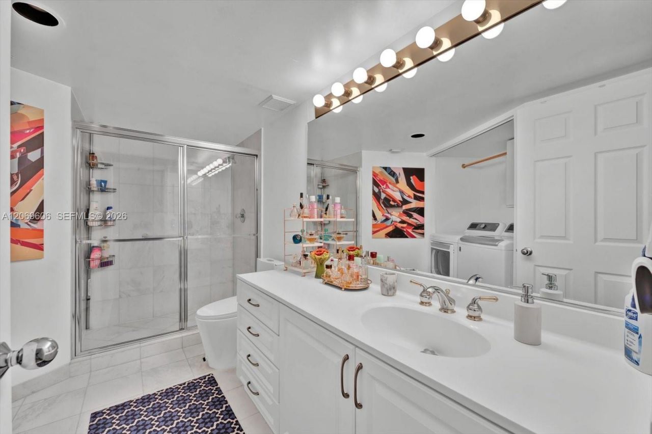 3500 Mystic Pointe Dr, Unit 2107, Aventura, FL 33180 Photo