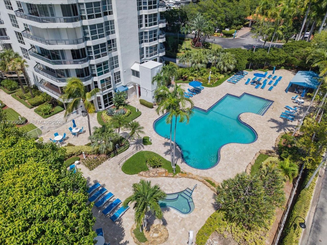 3500 Mystic Pointe Dr, Unit 2107, Aventura, FL 33180 Photo