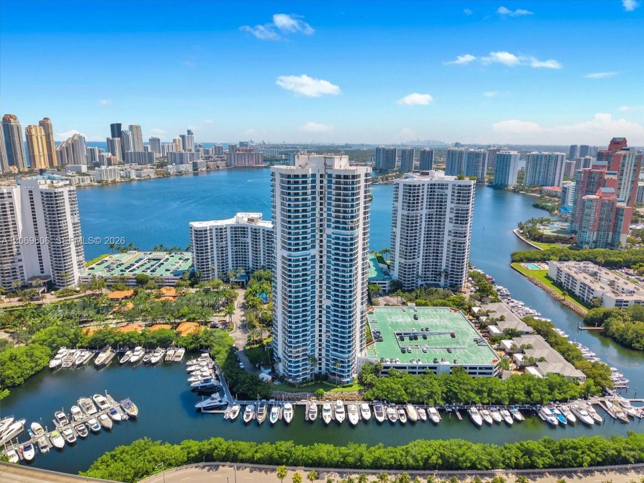3500 Mystic Pointe Dr, Unit 2107, Aventura, FL 33180 Photo