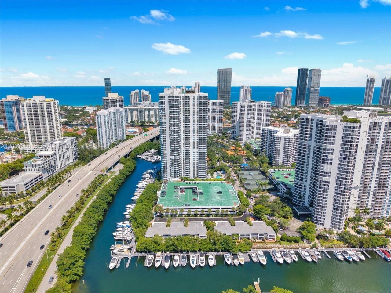 3500 Mystic Pointe Dr, Unit 2107, Aventura, FL 33180 Photo