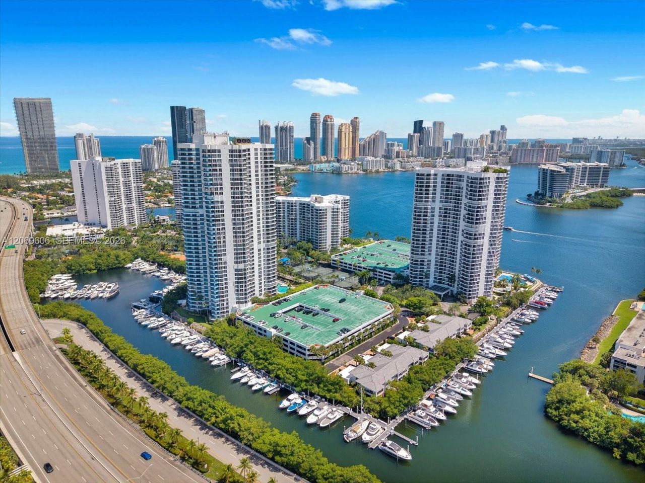 3500 Mystic Pointe Dr, Unit 2107, Aventura, FL 33180 Photo