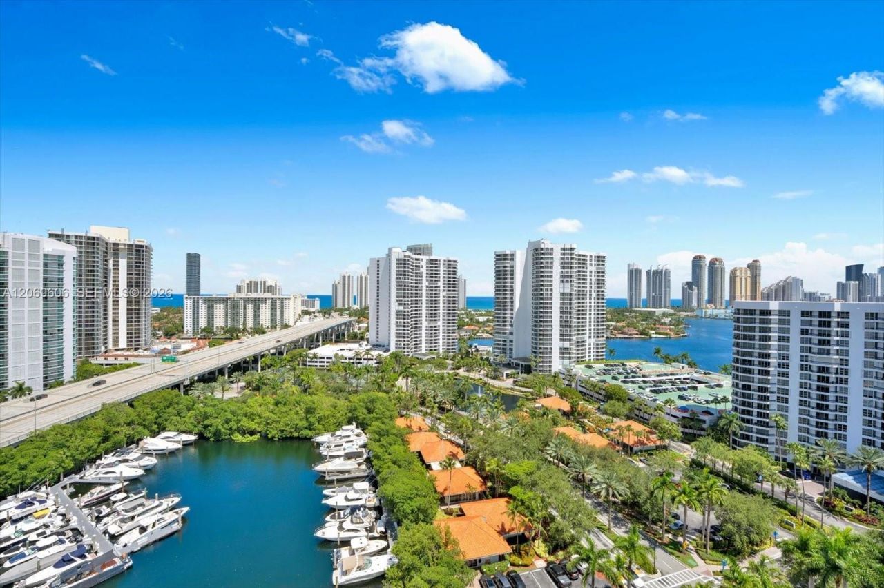 3500 Mystic Pointe Dr, Unit 2107, Aventura, FL 33180 Photo