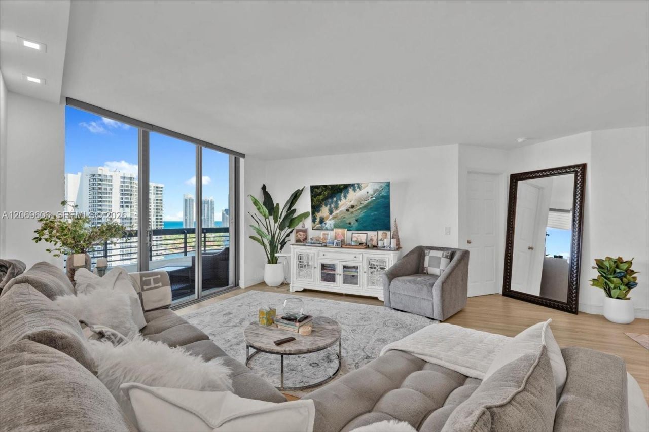 3500 Mystic Pointe Dr, Unit 2107, Aventura, FL 33180 Photo