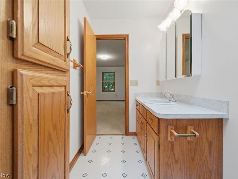 733 Joel Circle, Louisville, OH 44641 Photo 37