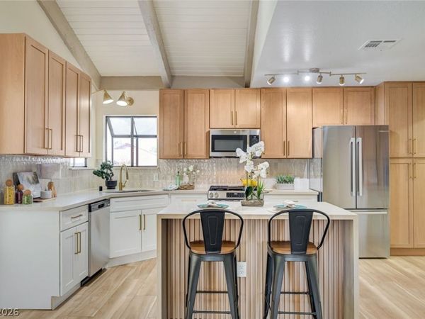 3195 Carmelita Circle , Las Vegas, NV 89121