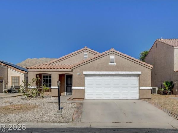 320 Searchlight Drive , Las Vegas, NV 89110