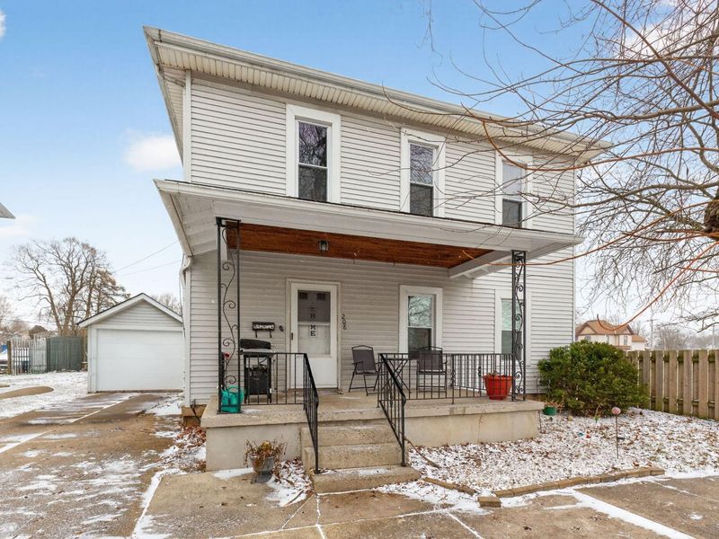 208 N Madriver Street, Bellefontaine, OH 43311 Photo 2