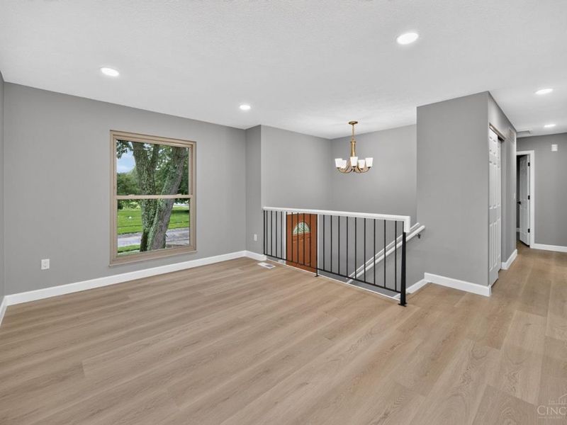 5801 Patrick Henry Drive, Miami Township, OH 45150 Photo 10