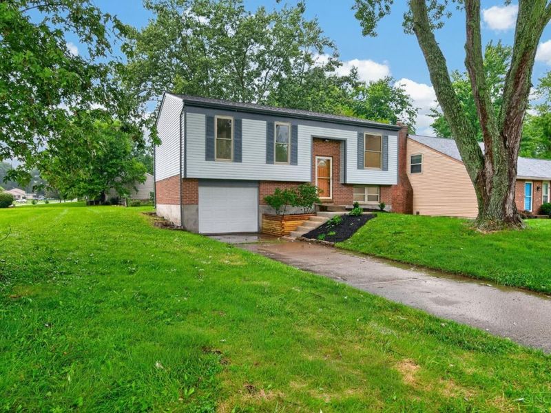 5801 Patrick Henry Drive, Miami Township, OH 45150 Photo 6