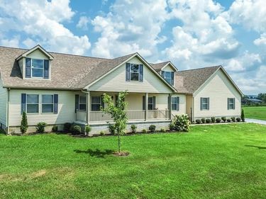700 Aubrie Boulevard, Flemingsburg, KY 41041