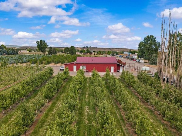 20977 Nowhere Road , Eckert, CO 81418