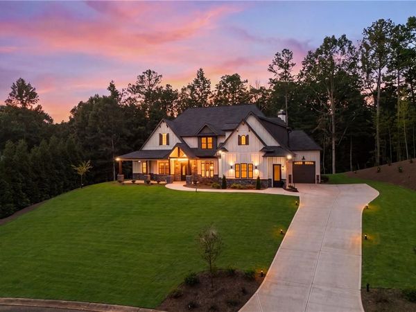 146 Lakeside Drive , Dawsonville, GA 30534