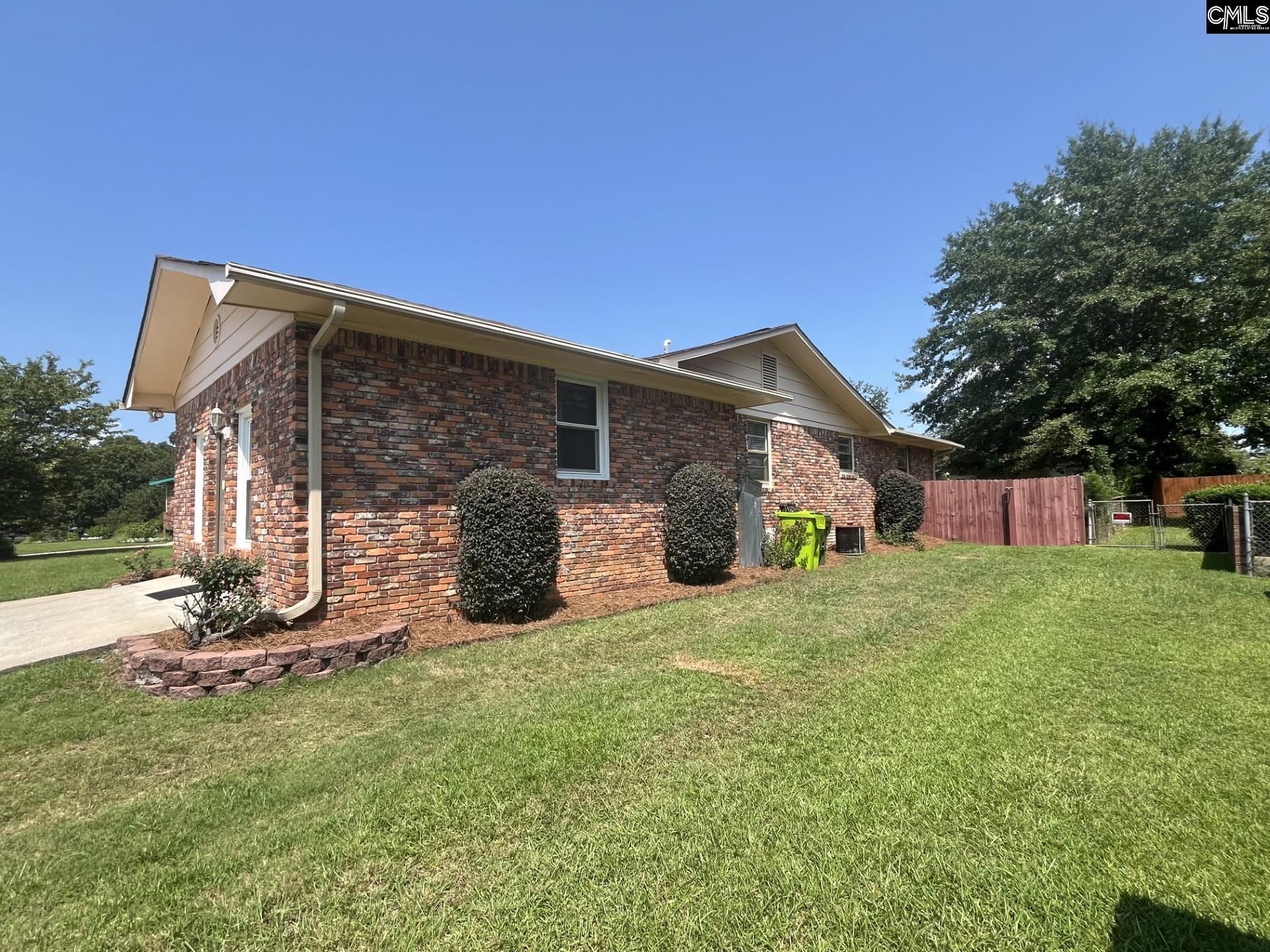 3118 Downes Grove Road  Photo 4