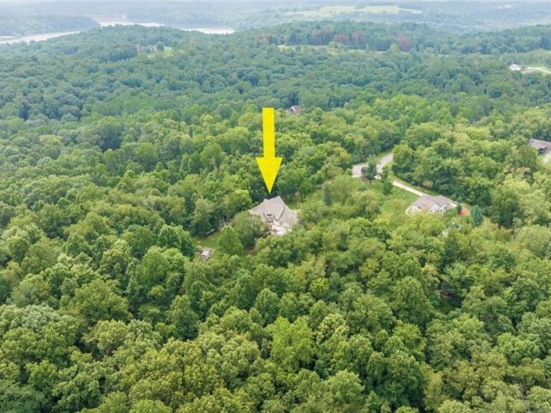 4474 White Tail Court, Nashport, OH 43830 Photo 9